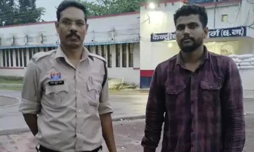भिलाई का होटल मालिक गिरफ्तार, चला रहा था सेक्स रैकेट भिलाई का होटल मालिक गिरफ्तार, चला रहा था सेक्स रैकेट