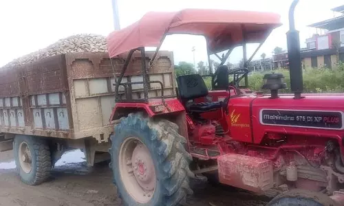 राजस्थान से Haryana में अवैध रूप से खनन सामग्री ले जाई जा रही है