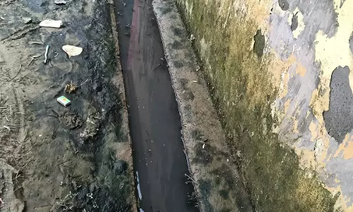 Farrukhabad: नालियों की सफाई न होने से जलभराव गहराया Farrukhabad: नालियों की सफाई न होने से जलभराव गहराया