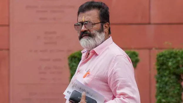 Kerala: पुलिस ने सुरेश गोपी के खिलाफ मामला दर्ज करने से किया इनकार Kerala: पुलिस ने सुरेश गोपी के खिलाफ मामला दर्ज करने से किया इनकार
