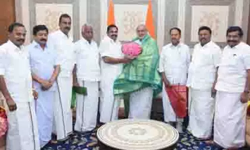 Palaniswami ने दिल्ली में उपराष्ट्रपति राधाकृष्णन से मुलाकात की
