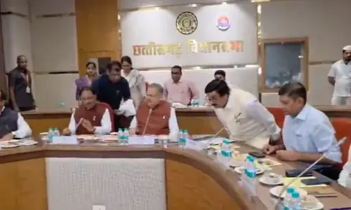 PM मोदी के दौरे को लेकर डॉ रमन सिंह ने ली बैठक
