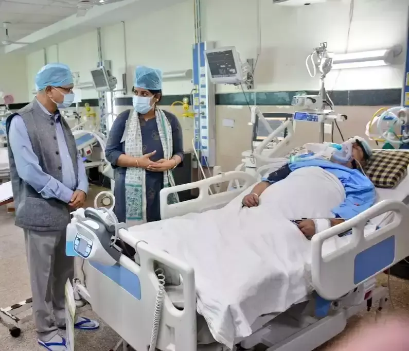 Varanasi: पद्म विभूषण छन्नू लाल मिश्र की हालत स्थिर Varanasi: पद्म विभूषण छन्नू लाल मिश्र की हालत स्थिर