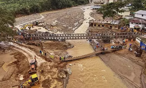 वायनाड भूस्खलन पीड़ितों को जनवरी तक नए घर मिल जाएंगे : CM वायनाड भूस्खलन पीड़ितों को जनवरी तक नए घर मिल जाएंगे : CM