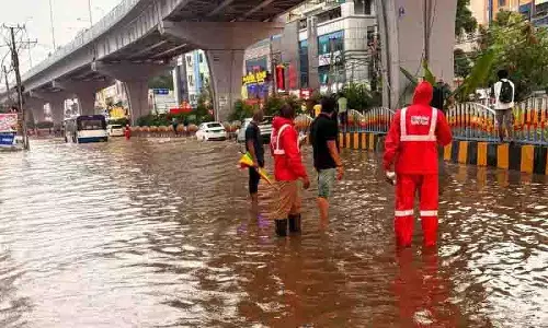 Hyderabad में भारी बारिश की संभावना, आईएमडी ने जारी की चेतावनी Hyderabad में भारी बारिश की संभावना, आईएमडी ने जारी की चेतावनी