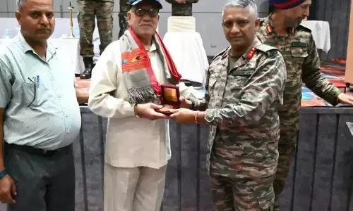 Hamirpur: अनिल चंदेल ने कहा, कल्याणकारी सुविधाओं का लाभ लें