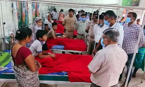 Belgaum : मंत्री जारकीहोली ने बच्चों के स्वास्थ्य की जानकारी ली