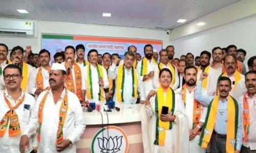 Maval taluka में अजित पवार गुट को झटका, प्रमुख नेता भाजपा में शामिल Maval taluka में अजित पवार गुट को झटका, प्रमुख नेता भाजपा में शामिल