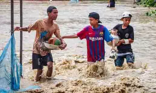 Manipur : एनएच 202 अवरुद्ध, स्कूल एक और दिन बंद रहेंगे