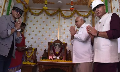 मुख्यमंत्री भूपेंद्र भाई पटेल और विवेक ओबेरॉय ने किया उमिया धाम मंदिर का दौरा मुख्यमंत्री भूपेंद्र भाई पटेल और विवेक ओबेरॉय ने किया उमिया धाम मंदिर का दौरा