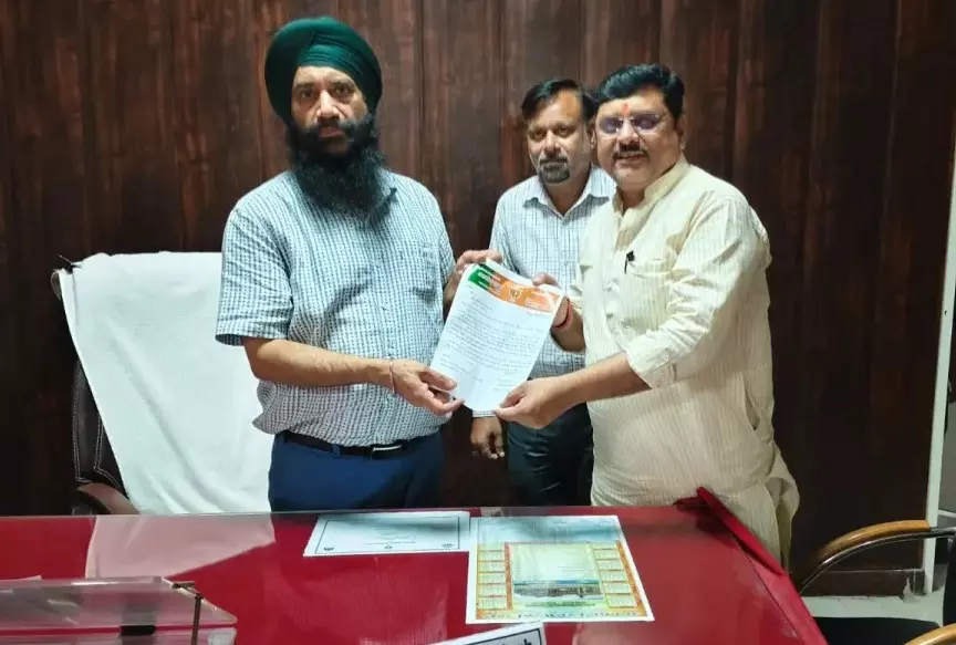 Hathras: नगर में जलभराव, संक्रमण को लेकर चेतावनी Hathras: नगर में जलभराव, संक्रमण को लेकर चेतावनी