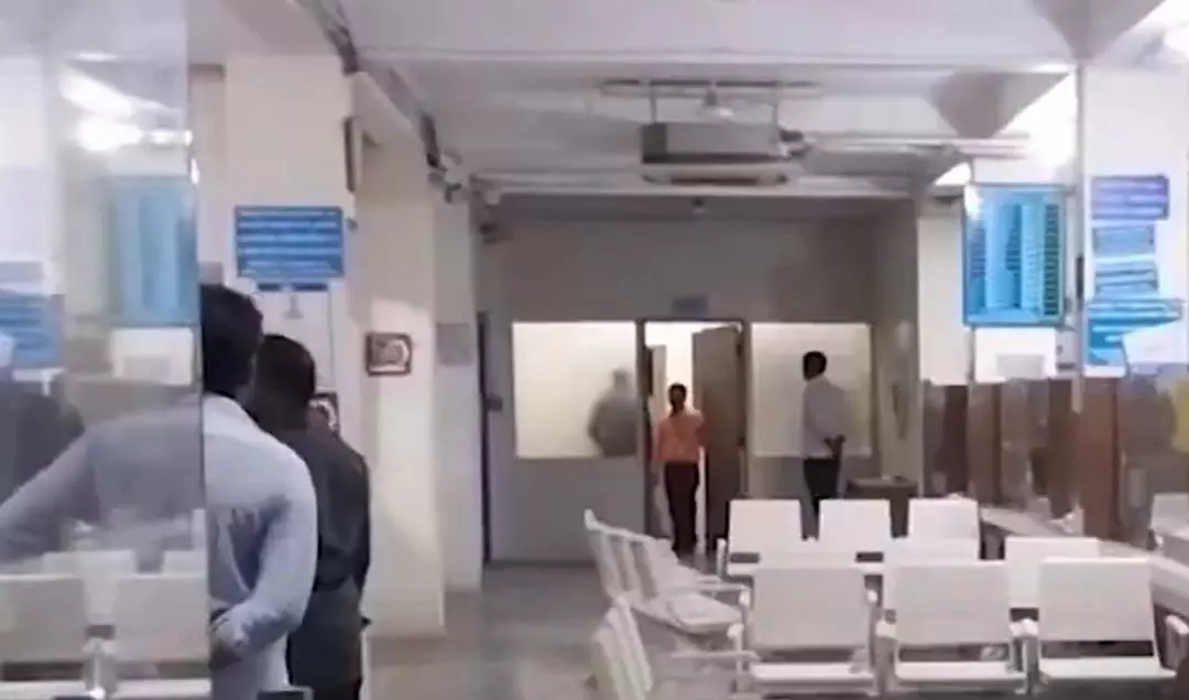 SBI की शाखा में लूट की बड़ी वारदात हुई, 8 करोड़ रुपये लूटे SBI की शाखा में लूट की बड़ी वारदात हुई, 8 करोड़ रुपये लूटे