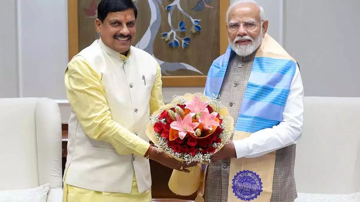 MP : सीएम ने धार दौरे से पहले पीएम मोदी को जन्मदिन की शुभकामनाएं दीं MP : सीएम ने धार दौरे से पहले पीएम मोदी को जन्मदिन की शुभकामनाएं दीं