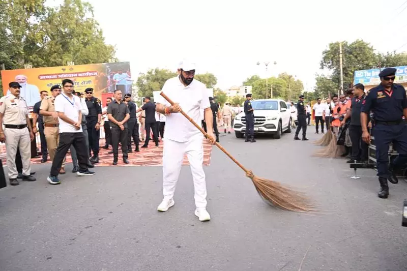 सीएम सैनी ने पीएम मोदी के जन्मदिन पर रोहतक में स्वच्छता अभियान की शुरुआत सीएम सैनी ने पीएम मोदी के जन्मदिन पर रोहतक में स्वच्छता अभियान की शुरुआत