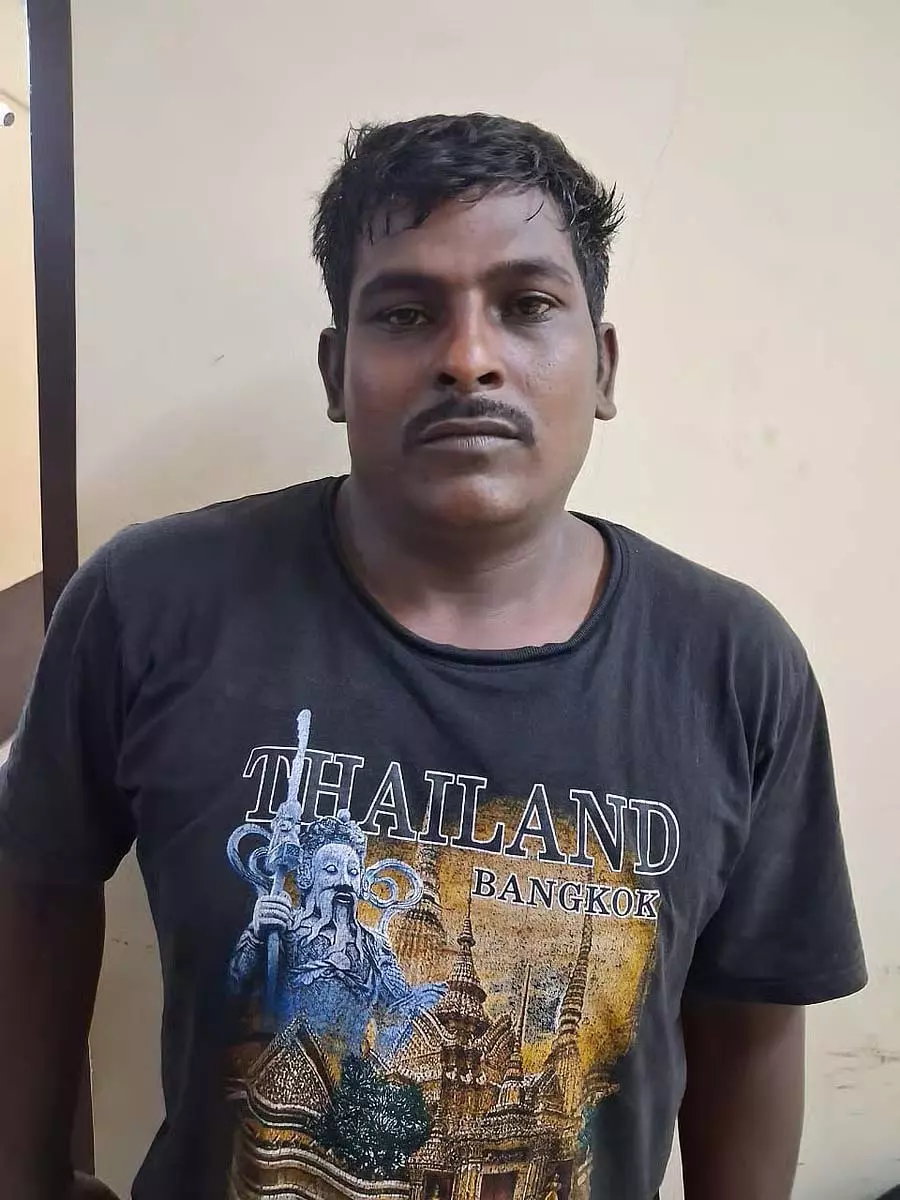 Bengaluru : अपराध की साजिश रचने के आरोप में एक उपद्रवी समेत छह लोग गिरफ्तार Bengaluru : अपराध की साजिश रचने के आरोप में एक उपद्रवी समेत छह लोग गिरफ्तार