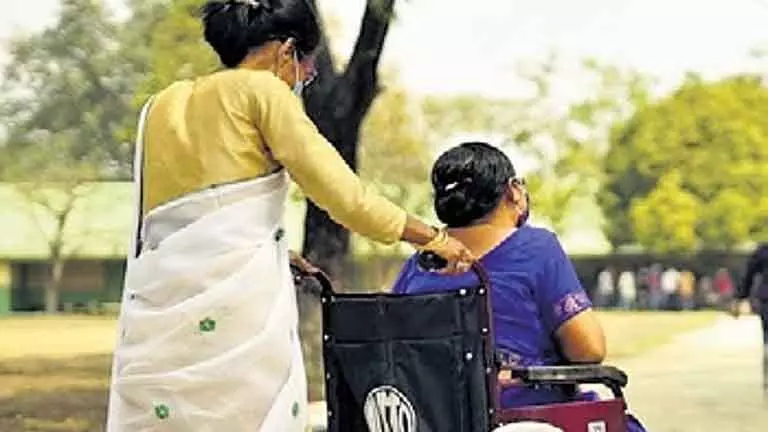 दिल्ली सरकार का ऐलान: दिव्यांगों के देखभालकर्ताओं को ₹6,000 मासिक सहायता दिल्ली सरकार का ऐलान: दिव्यांगों के देखभालकर्ताओं को ₹6,000 मासिक सहायता