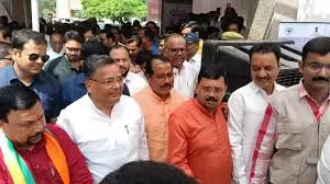 Fatehgarh: जन्मोत्सव कार्यक्रम में प्रभारी मंत्री ने बढ़ाया हौसला Fatehgarh: जन्मोत्सव कार्यक्रम में प्रभारी मंत्री ने बढ़ाया हौसला