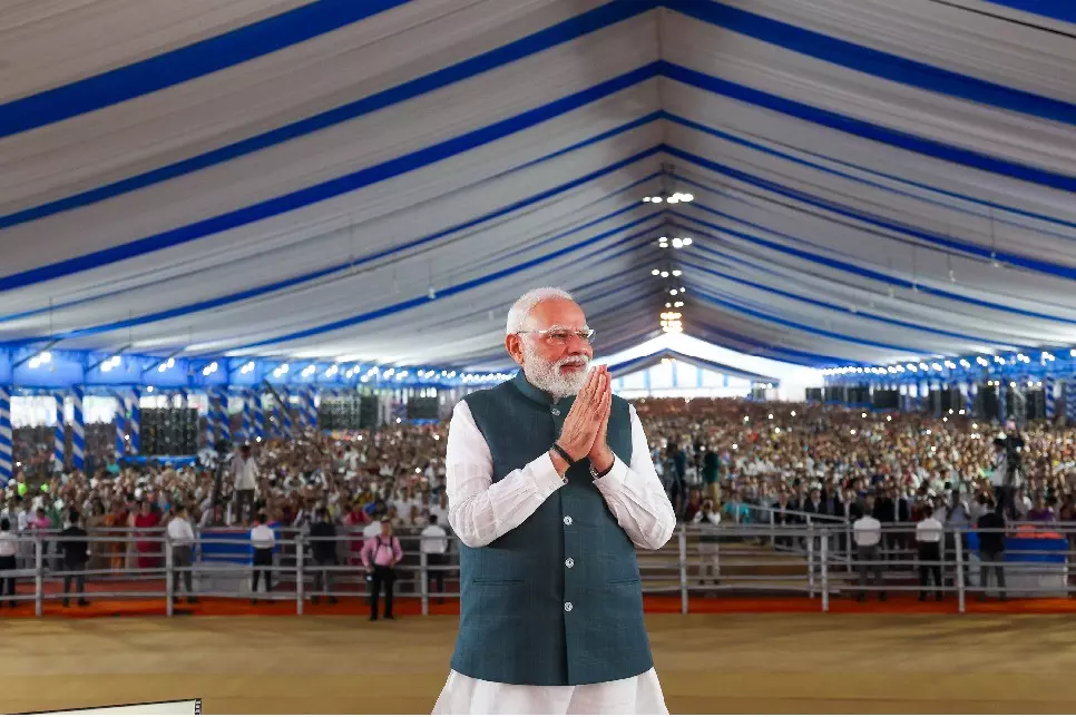 नमो ऐप ने पीएम मोदी की सेवा भावना का सम्मान करते हुए सेवा पर्व 2025 लॉन्च किया नमो ऐप ने पीएम मोदी की सेवा भावना का सम्मान करते हुए सेवा पर्व 2025 लॉन्च किया