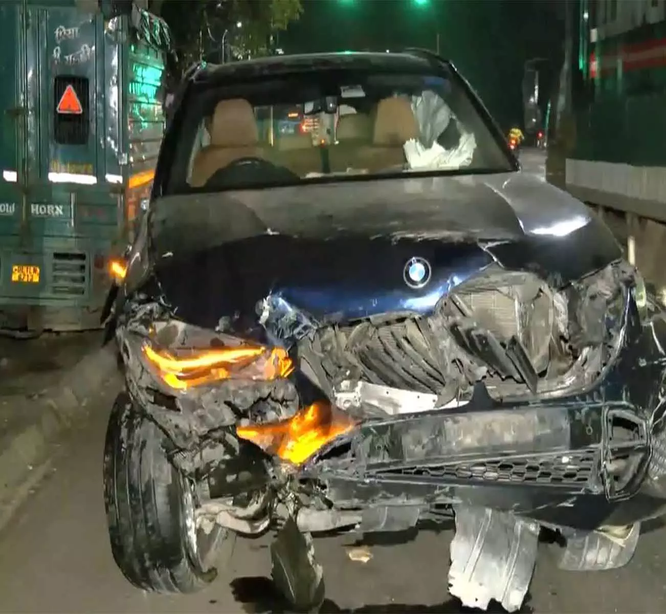 BMW दुर्घटना मामला: आरोपी गगनप्रीत कौर की हिरासत बढ़ी BMW दुर्घटना मामला: आरोपी गगनप्रीत कौर की हिरासत बढ़ी