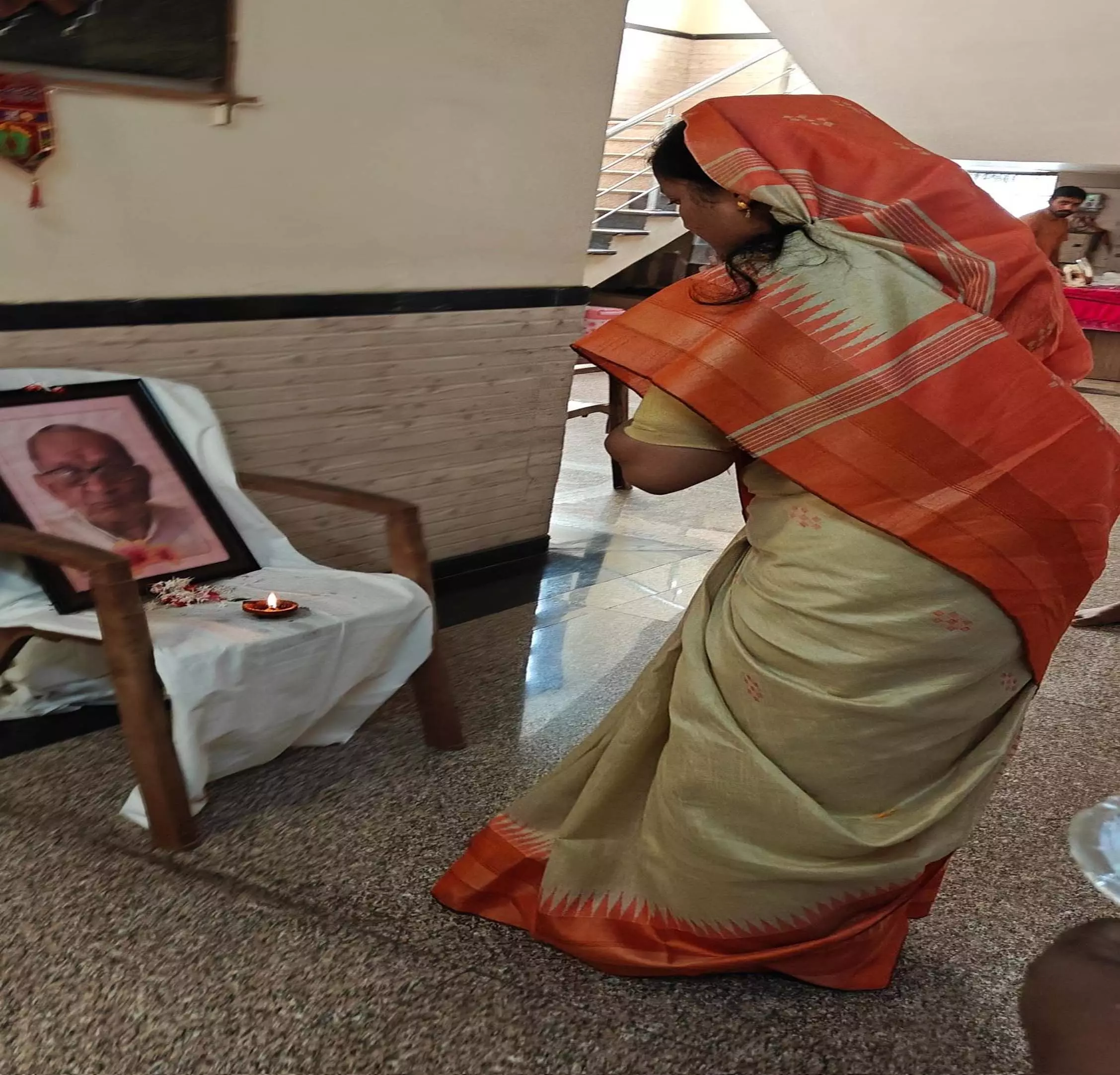 कैबिनेट मंत्री लक्ष्मी रजवाड़े ने संघ के वरिष्ठ स्वयंसेवक शांताराम शराफ को दी श्रद्धांजलि कैबिनेट मंत्री लक्ष्मी रजवाड़े ने संघ के वरिष्ठ स्वयंसेवक शांताराम शराफ को दी श्रद्धांजलि