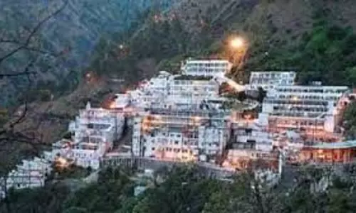 Vaishno Devi:  श्रद्धालुओं के लिए खुशखबरी, आज से फिर शुरू होगी यात्रा