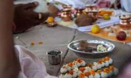 Sarva Pitru Amavasya 2025: पितरों को प्रसन्न करने का आखिरी दिन, जानें कब है सर्व पितृ अमावस्या, श्राद्ध नियम