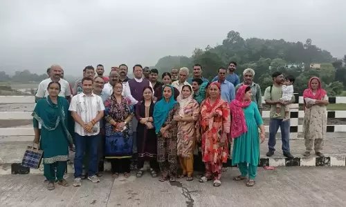 Nahan: आपदा पीड़ितों से मिले भाजपा प्रदेश अध्यक्ष Nahan: आपदा पीड़ितों से मिले भाजपा प्रदेश अध्यक्ष