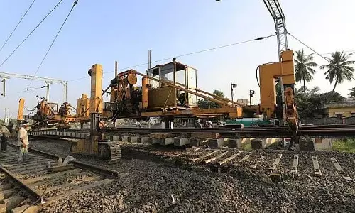 CM और Deputy CM 17 सितंबर को अमलनेर-बीड रेलवे लाइन का उद्घाटन करेंगे