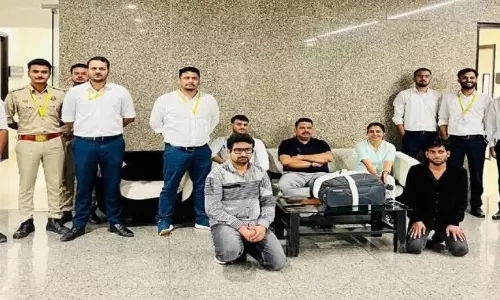 Lucknow: कस्टम की कार्रवाई में हाइड्रोपोनिक वीड की बड़ी बरामदगी Lucknow: कस्टम की कार्रवाई में हाइड्रोपोनिक वीड की बड़ी बरामदगी