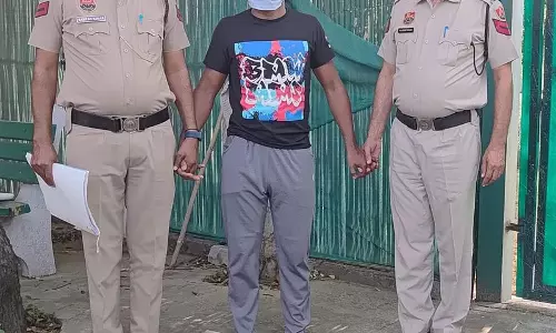 Haryana : पहलवान सुशील कुमार से संबंध का दावा, हथियार के साथ एक व्यक्ति गिरफ्तार Haryana : पहलवान सुशील कुमार से संबंध का दावा, हथियार के साथ एक व्यक्ति गिरफ्तार