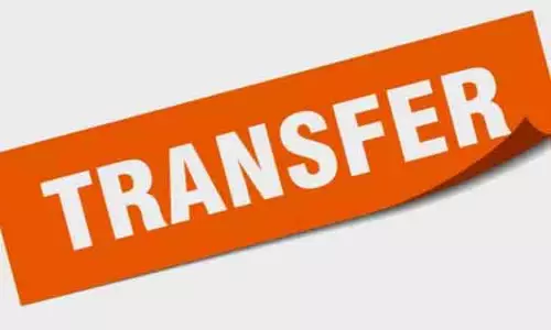 Chennai: पुलिस ने आभूषण की दुकान के कर्मचारी से जबरन वसूली की Chennai: पुलिस ने आभूषण की दुकान के कर्मचारी से जबरन वसूली की