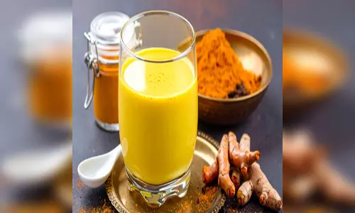 हल्दी-दूध: दादी का नुस्खा, जिसे साइंस ने भी माना सुपर ड्रिंक, जानिए चमत्कारी फायदे