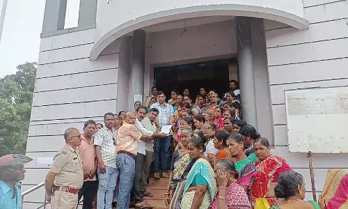 Bhatkal : मछली बाजार के पास कूड़ा फेंकने वालों के खिलाफ कार्रवाई की मांग