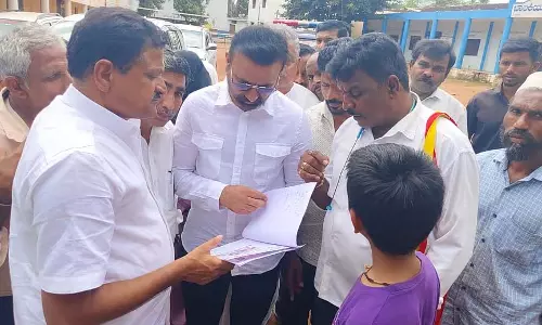 Kalaghatgi : आंगनवाड़ी केंद्रों में सीसीटीवी कैमरे लगाने का अनुरोध Kalaghatgi : आंगनवाड़ी केंद्रों में सीसीटीवी कैमरे लगाने का अनुरोध