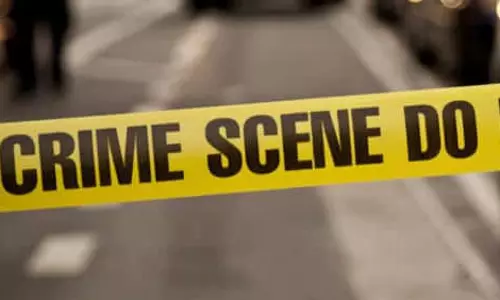 मायके में बैठी पत्नी को फोन कर कहा मर्डर कर रहा हूँ, बेटे को उतार दिया मौत के घाट मायके में बैठी पत्नी को फोन कर कहा मर्डर कर रहा हूँ, बेटे को उतार दिया मौत के घाट