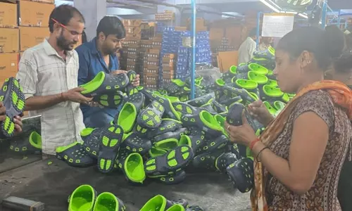 Jhajjar: बहादुरगढ़ में शुरू होगी फुटवियर प्रदर्शनी Jhajjar: बहादुरगढ़ में शुरू होगी फुटवियर प्रदर्शनी