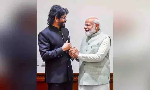 चिरंजीवी, नागार्जुन, विजय देवरकोंडा ने PM Modi को 75वें जन्मदिन की बधाई दी चिरंजीवी, नागार्जुन, विजय देवरकोंडा ने PM Modi को 75वें जन्मदिन की बधाई दी