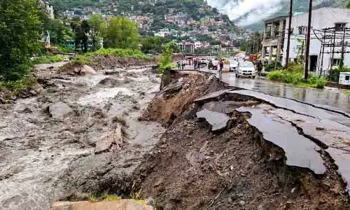 Himachal संकट के कगार पर, कर्ज, आपदा और बढ़ता वित्तीय संकट Himachal संकट के कगार पर, कर्ज, आपदा और बढ़ता वित्तीय संकट