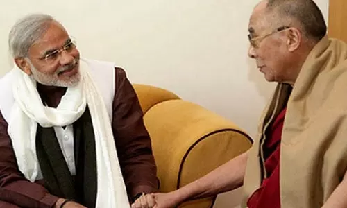 दलाई लामा ने पीएम मोदी को जन्मदिन पर दी बधाई दलाई लामा ने पीएम मोदी को जन्मदिन पर दी बधाई