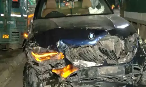 BMW दुर्घटना मामला: आरोपी गगनप्रीत कौर की हिरासत बढ़ी BMW दुर्घटना मामला: आरोपी गगनप्रीत कौर की हिरासत बढ़ी