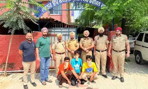 Saholi में घर के बाहर गोलीबारी के आरोप में 3 गिरफ्तार