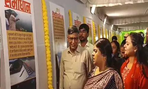 पीएम मोदी के जन्मदिन पर देवरिया में विशेष प्रदर्शनी का आयोजन