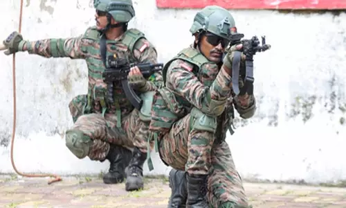 भारतीय सेना ने कच्छ के रण में जिला प्रशासन के लिए सीमा भ्रमण आयोजित किया