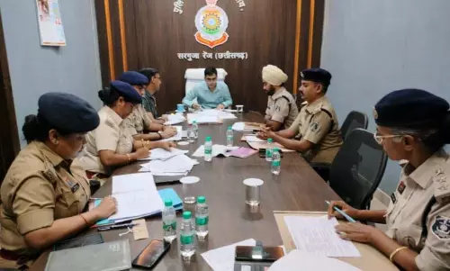IG दीपक कुमार झा ने नोडल अधिकारियों को समयबद्ध कार्रवाई के दिए निर्देश IG दीपक कुमार झा ने नोडल अधिकारियों को समयबद्ध कार्रवाई के दिए निर्देश