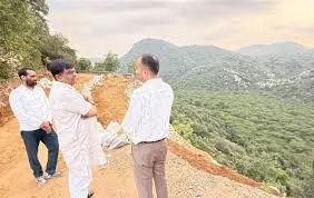 Jaipur: वन राज्य मंत्री ने अलवर जिले में किया शहरी सेवा शिविरों का अवलोकन Jaipur: वन राज्य मंत्री ने अलवर जिले में किया शहरी सेवा शिविरों का अवलोकन