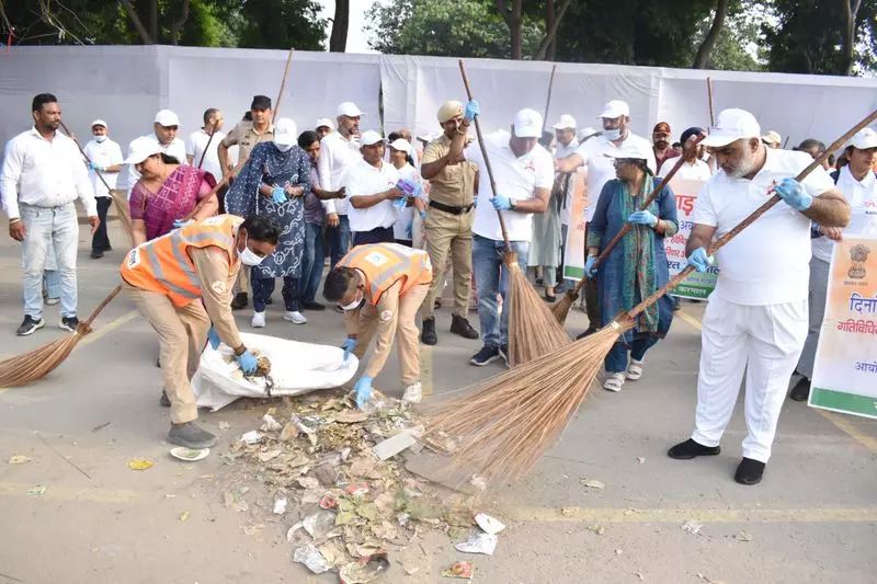 Haryana : नागरिक निकाय ने करनाल में सेवा पखवाड़ा शुरू किया Haryana : नागरिक निकाय ने करनाल में सेवा पखवाड़ा शुरू किया