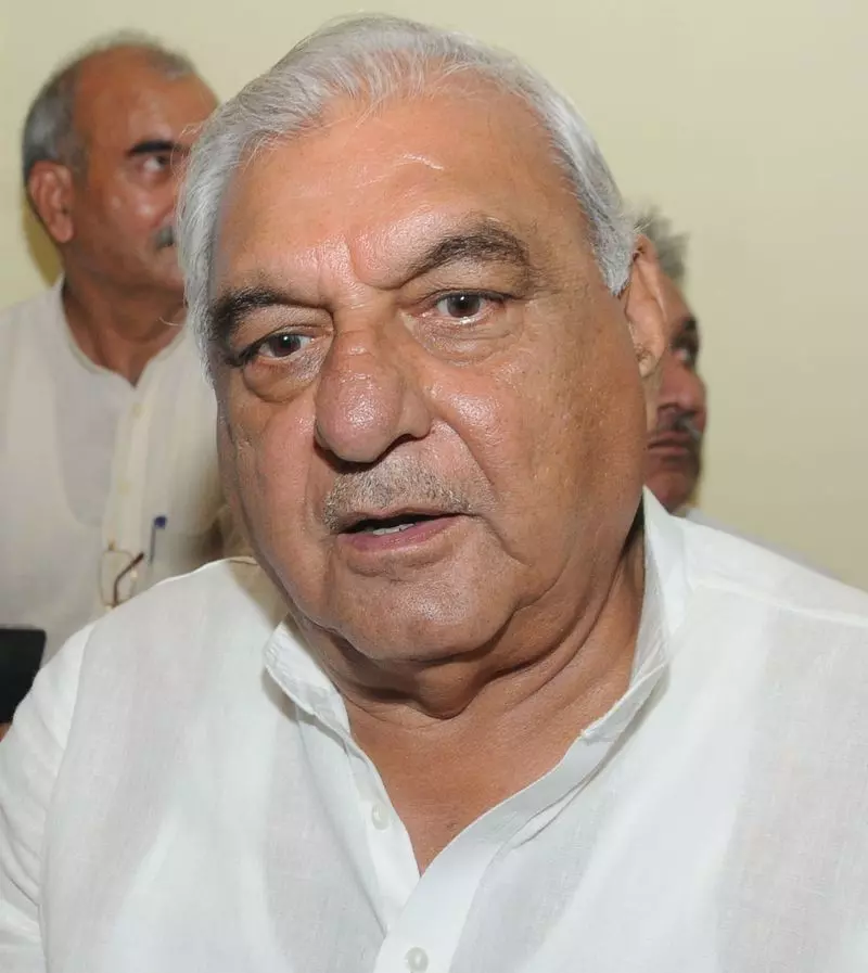 Haryana : भूपिंदर हुड्डा ने इनेलो, जेजेपी को भाजपा का प्रतिनिधि बताया Haryana : भूपिंदर हुड्डा ने इनेलो, जेजेपी को भाजपा का प्रतिनिधि बताया