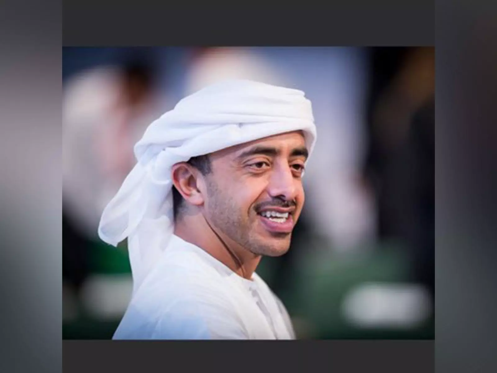 UAE के राष्ट्रपति ने भारतीय राजदूत को प्रथम श्रेणी का जायद द्वितीय सम्मान प्रदान किया UAE के राष्ट्रपति ने भारतीय राजदूत को प्रथम श्रेणी का जायद द्वितीय सम्मान प्रदान किया
