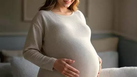मातृत्व अवकाश और कार्यस्थल पूर्वाग्रह से बढ़ रहा जेंडर पे-गैप: रिपोर्ट मातृत्व अवकाश और कार्यस्थल पूर्वाग्रह से बढ़ रहा जेंडर पे-गैप: रिपोर्ट
