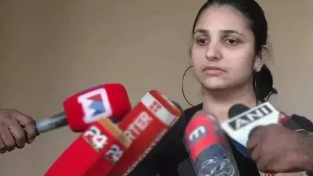 Kerala: अभिनेत्री रिनी एन जॉर्ज की साइबर हमले की शिकायत पर पुलिस ने मामला दर्ज किया Kerala: अभिनेत्री रिनी एन जॉर्ज की साइबर हमले की शिकायत पर पुलिस ने मामला दर्ज किया